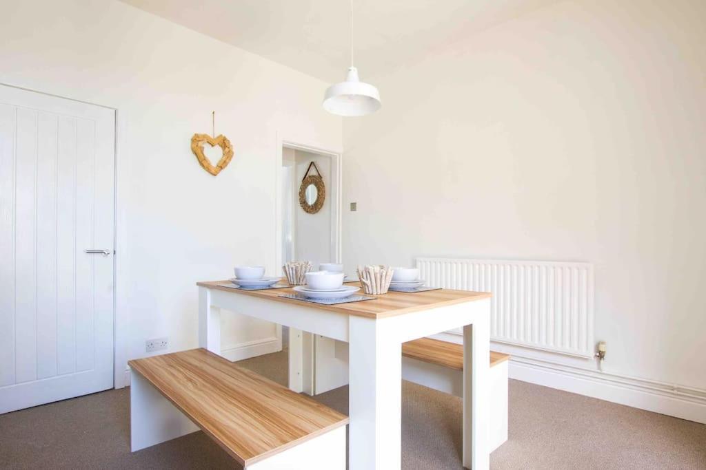 Beautiful 2 Bedroom House Close To The Seaside Cleethorpes Luaran gambar